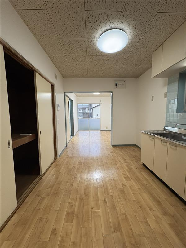 小西リースハウスⅠの居間・リビング