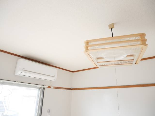 【設備】 | エアコン・照明付きだから、初めての一人暮らしも安心。準備がラクラクです。