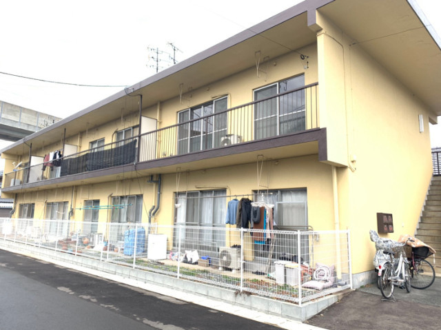 【外観】 | 広々バルコニーからたっぷりの光を享受
