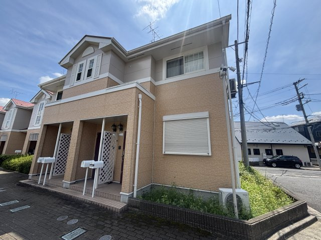 フォレストヒルズの外観|★南向き★角部屋★浴室乾燥機★エアコン★駐車場有★2面採光★