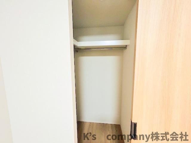 茅ヶ崎市中海岸3丁目　クリオ茅ヶ崎中海岸グランヴィラの収納|洋室５帖の収納スペース◇