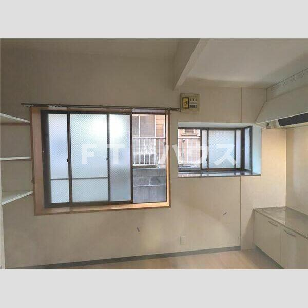 メゾンヒルサイドの寝室