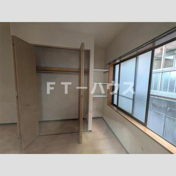 メゾンヒルサイドの収納