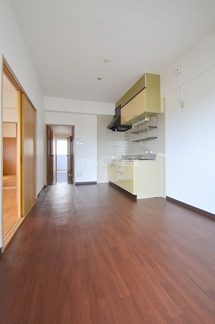 エトワール観音の居間・リビング