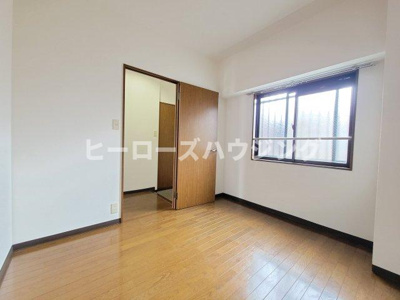 【内装】 | グリーンコーポ | ※同タイプの写真となり、実際のお部屋とは異なる場合があります