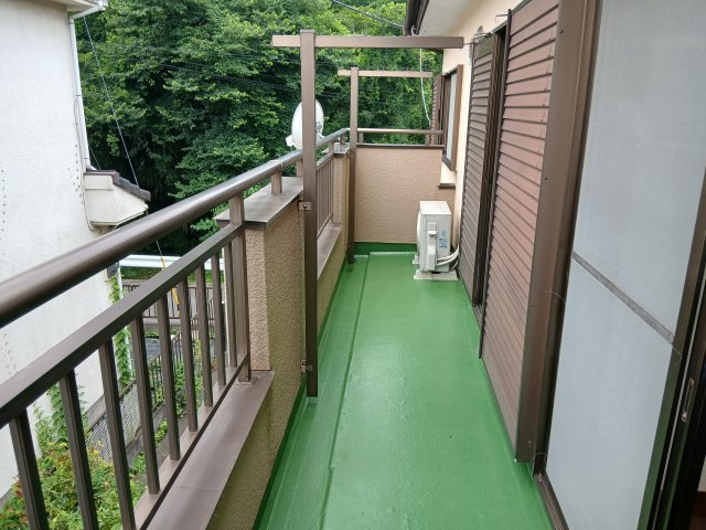 寄居町富田 中古戸建のバルコニー