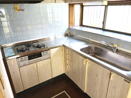 寄居町富田 中古戸建のキッチン