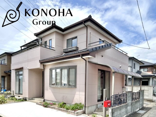 【中古戸建】伊勢崎市連取町の外観|■外観｜陽だまりのリビング、家事らくキッチンのお家、ついに完成！永く住むほどに愛着を深める、味わい豊かなデザインです。一度ご覧になってみませんか？