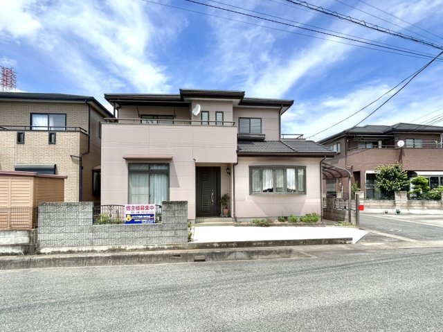 【中古戸建】伊勢崎市連取町の外観|■外観｜住まう人のライフスタイルにフィットする。変化に合わせて部屋数を変えられる間取りや、ご家族が自然とコミュニケーションを育むことができる間取り♪