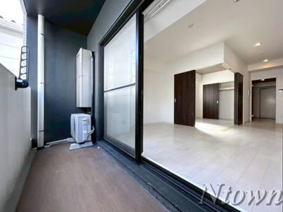 【バルコニー】 | GRANDUKE松原cuore | 落ち着いた時間を過ごせるバルコニーです