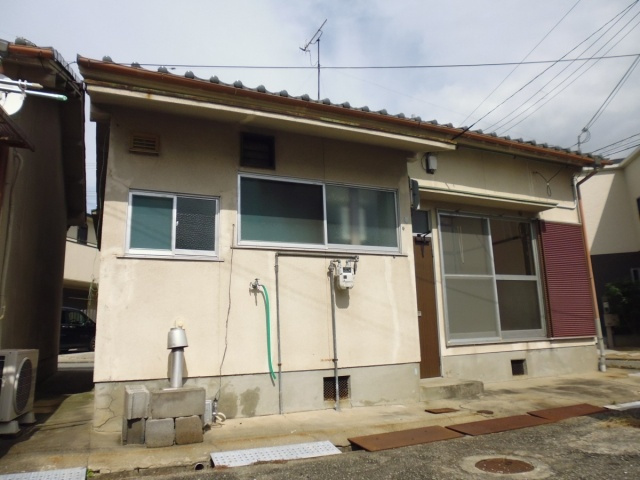 白水平屋の外観