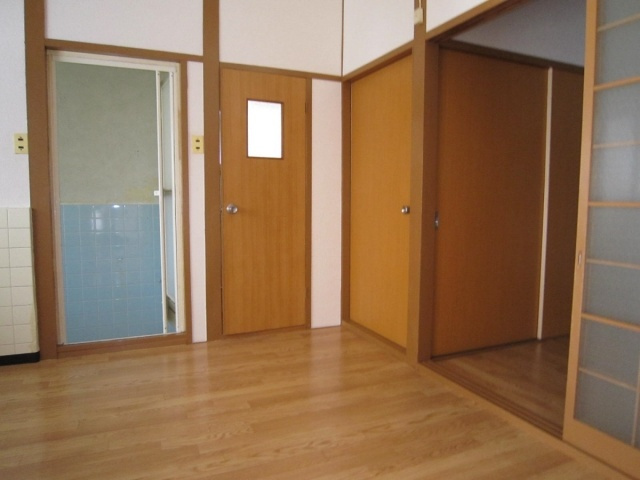 白水平屋の居間・リビング