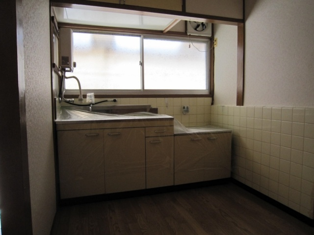 白水平屋のキッチン