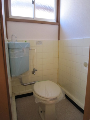 白水平屋のトイレ