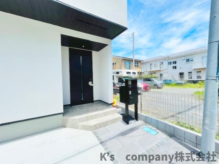 ◎藤沢市辻堂元町5丁目　新築戸建の玄関|玄関までのアプローチ◇