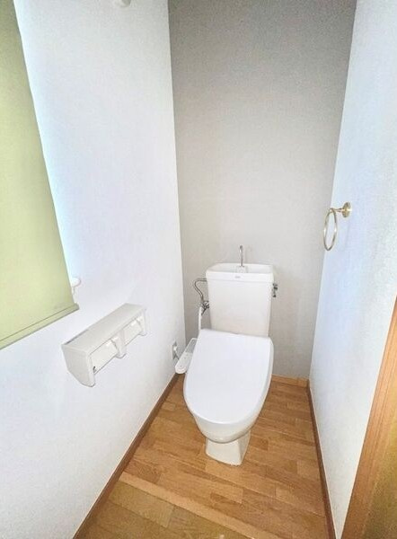 香久山３丁目戸建のトイレ