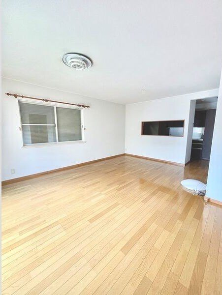 香久山３丁目戸建の居間・リビング