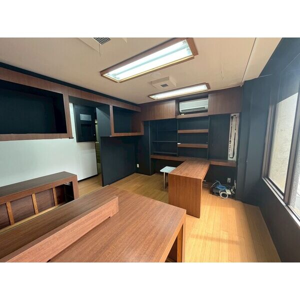 TATロイヤルハイツの内装