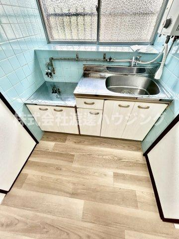北条2丁目テラスハウスのキッチン