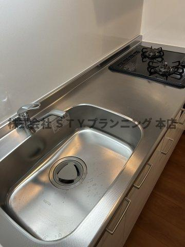 仲介手数料０円！フィオーレ中前田のキッチン