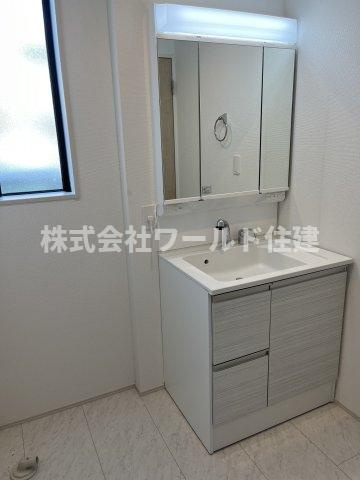 入間市野田10期の洗面所