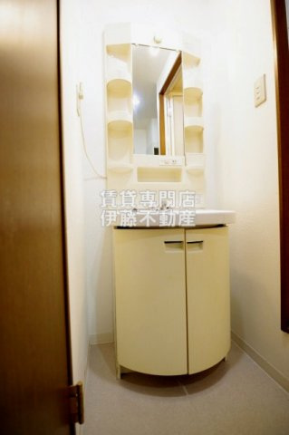 ウイングコート辻の洗面所