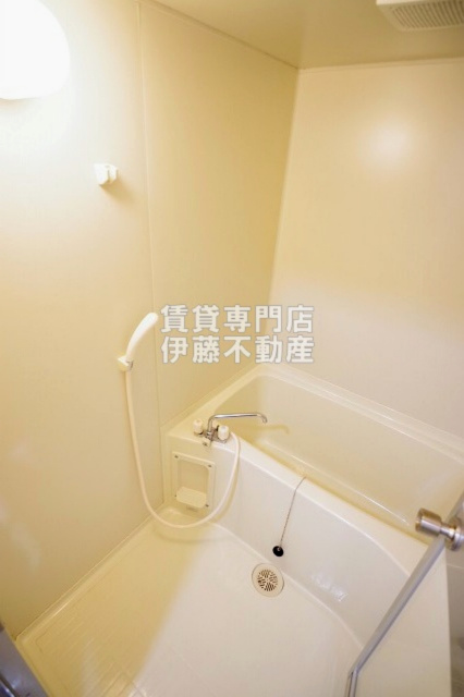 ウイングコート辻の浴室