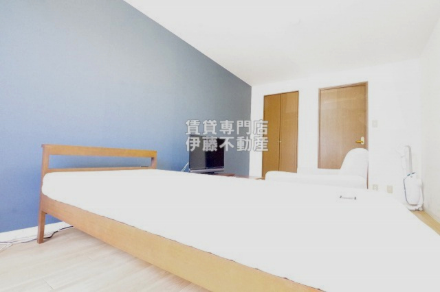 ウイングコート辻の洋室