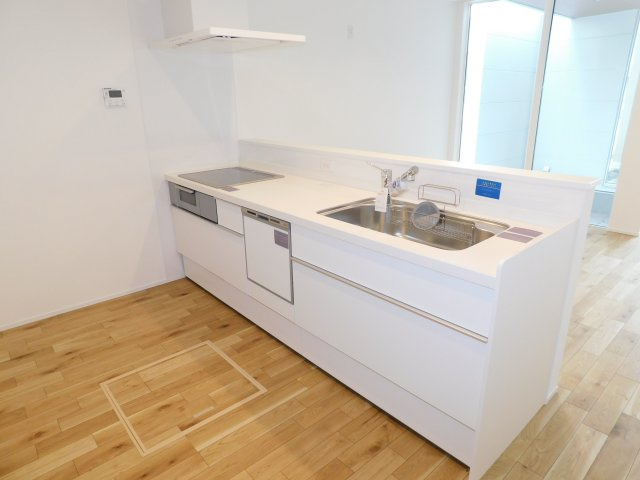 清須市西市場４丁目の新築一戸建のキッチン|◇キッチン◇　　ＩＨクッキングヒーター・食洗機