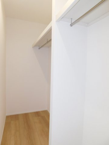 清須市西市場４丁目の新築一戸建の収納|◇ウォークインクローゼット◇　　大きな荷物や洋服など大容量収納できます！