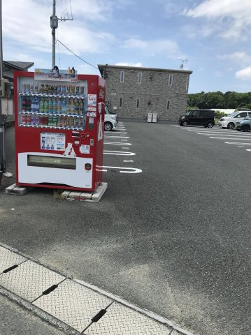レジデンシア岩崎の駐車場|駐車場です