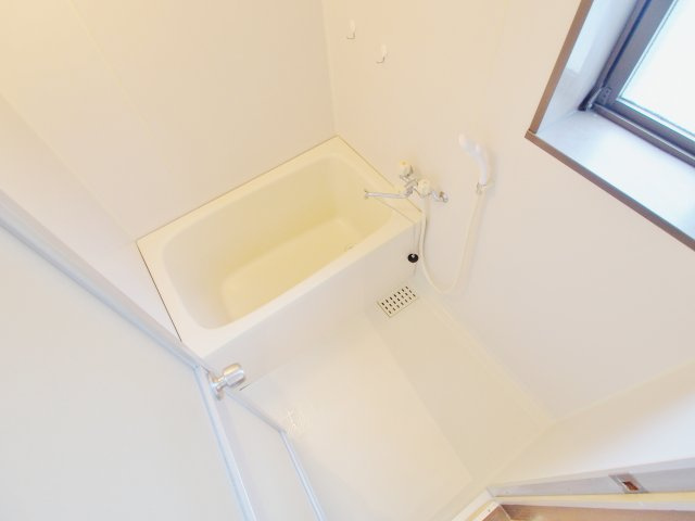 ツボタビルⅡの浴室