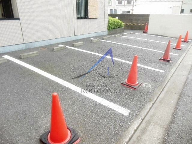 メゾンコンフォースの駐車場|駐車場です。