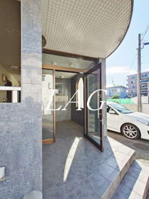 【エントランス】 | ルパルクマツガエ | エントランスです。