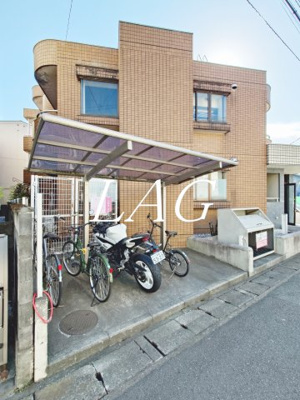 【その他共用部分】 | ルパルクマツガエ | 駐輪場です。
