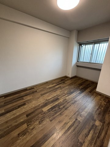 PHOENIX COURT 交野Ⅰの洋室