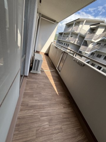 PHOENIX COURT 交野Ⅰのバルコニー