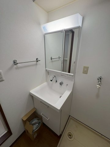 【独立洗面台】