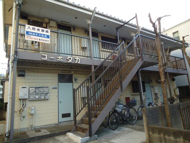 コーポタカの外観