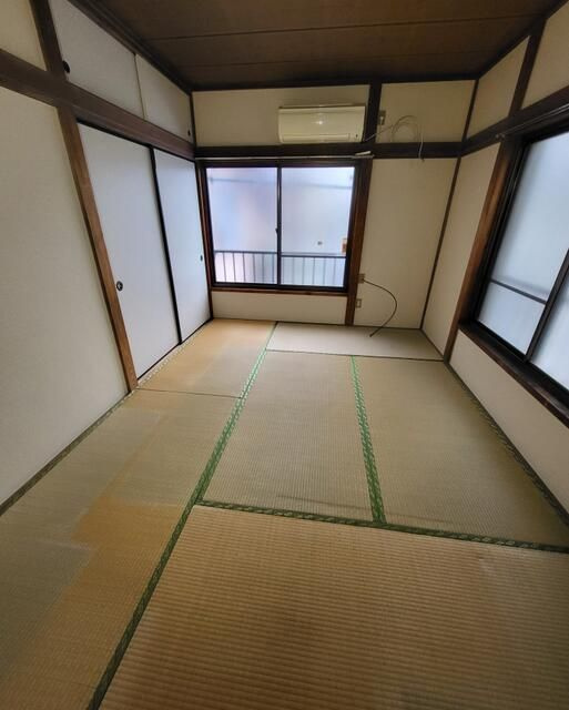 コーポタカの居間・リビング