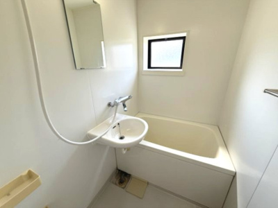 【浴室】 | シャトル沖浜　C棟