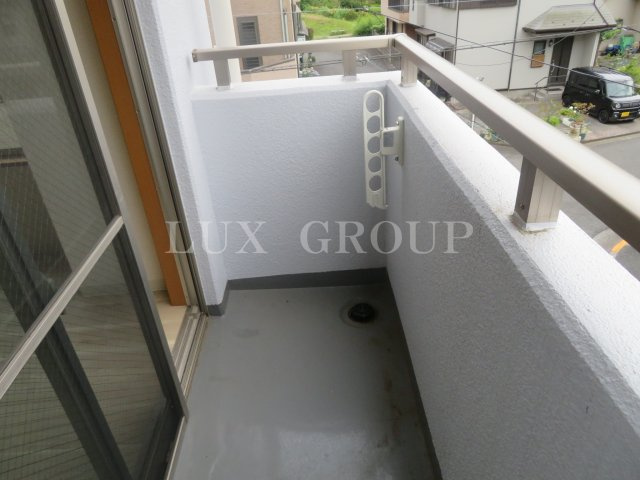 【バルコニー】 | EIGHTY-EIGHT Hino