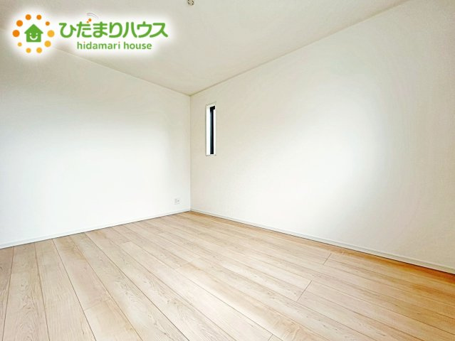 【洋室】 | 笠間市平町第4　新築戸建　1号棟 | 明るい色の床なので、どんな家具でもマッチします☆彡
