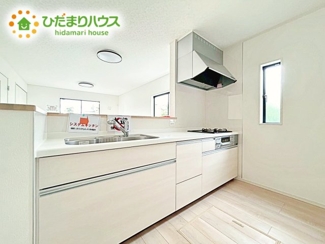 【キッチン】 | 笠間市平町第4　新築戸建　1号棟 | 料理をしながらでも、ご家族との会話を楽しめる対面式キッチン♪