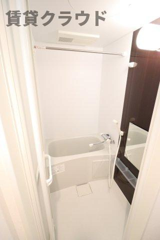 エヴァンコートⅣの浴室|コンパクトで使いやすいお風呂です