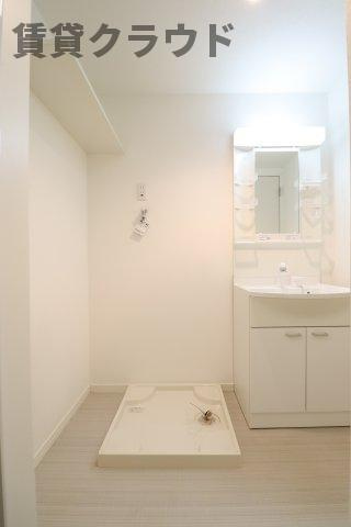 エヴァンコートⅣの洗面所|朝の身支度に活躍するシャンプードレッサー♪