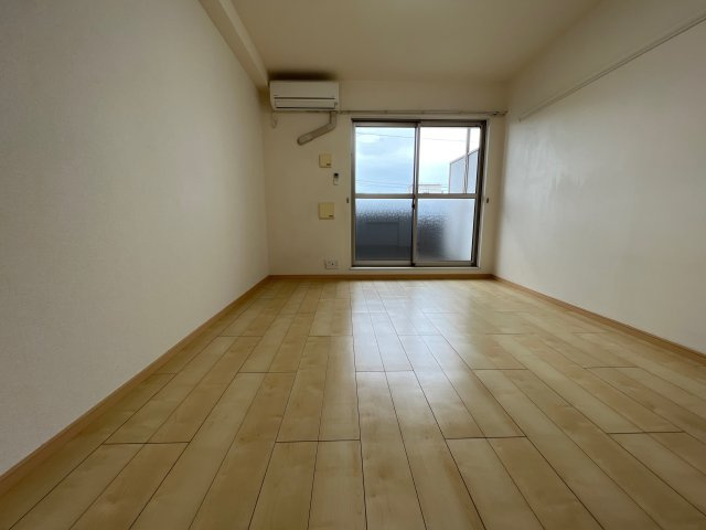 ポーシェガーデン３の居間・リビング