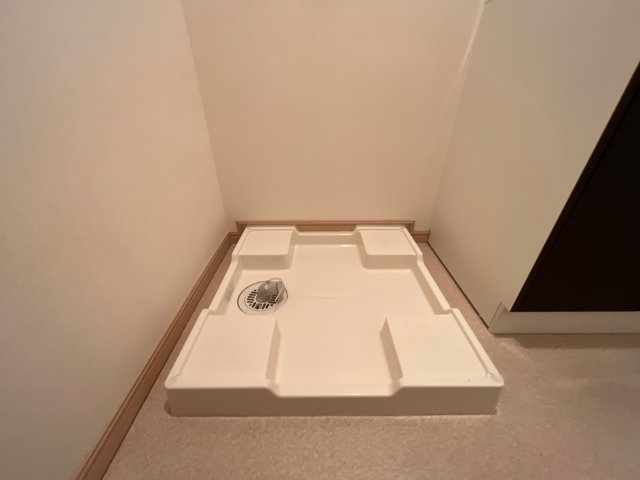 ポーシェガーデン３のその他|山電亀山駅まで1000m