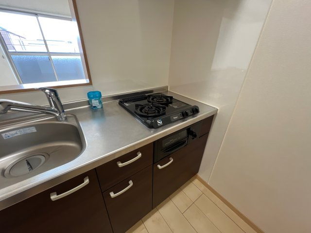 ポーシェガーデン３のキッチン|姫路バイパス姫路南インターまで270m