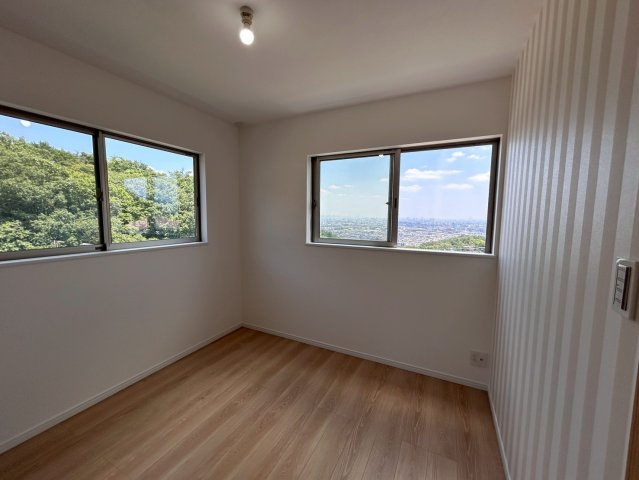 ヴィレッタの杜 泉ヶ丘Ａの洋室